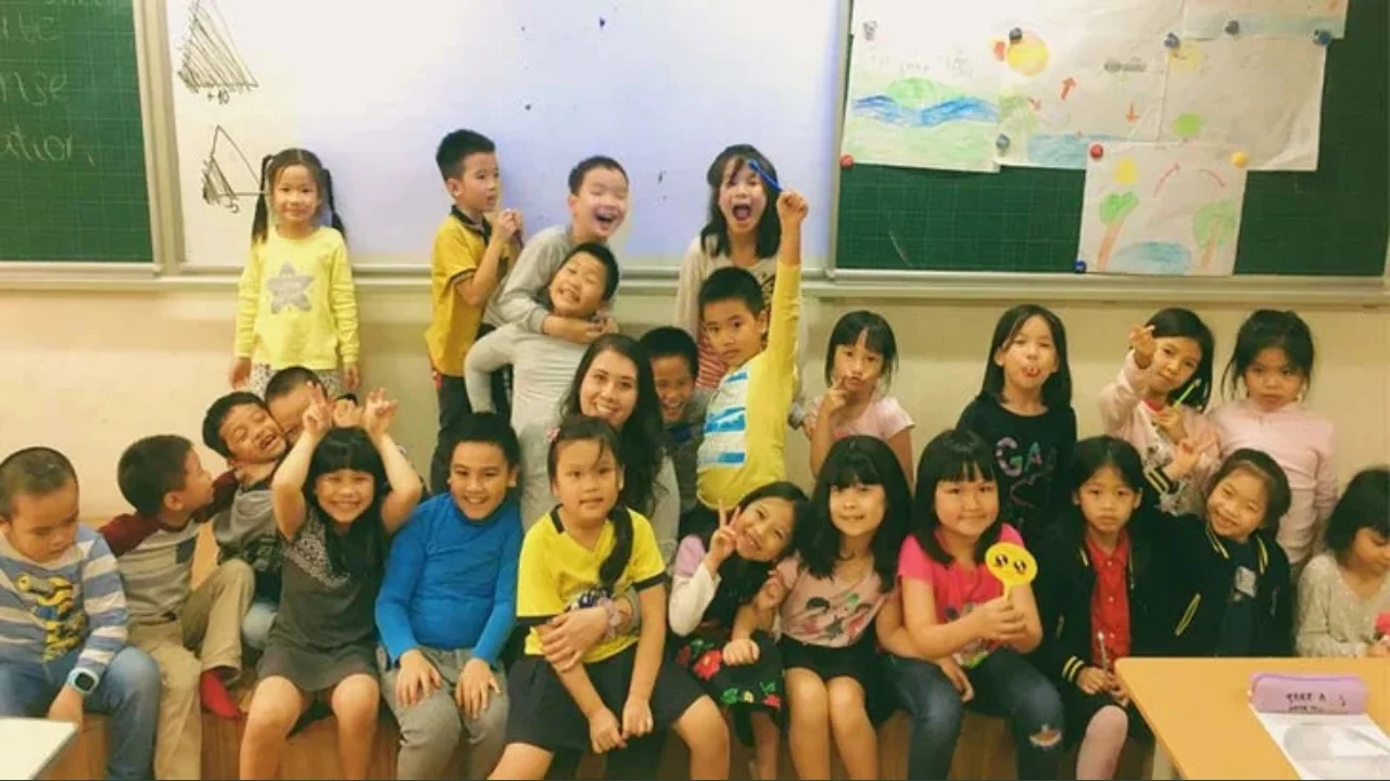 english teacher salary